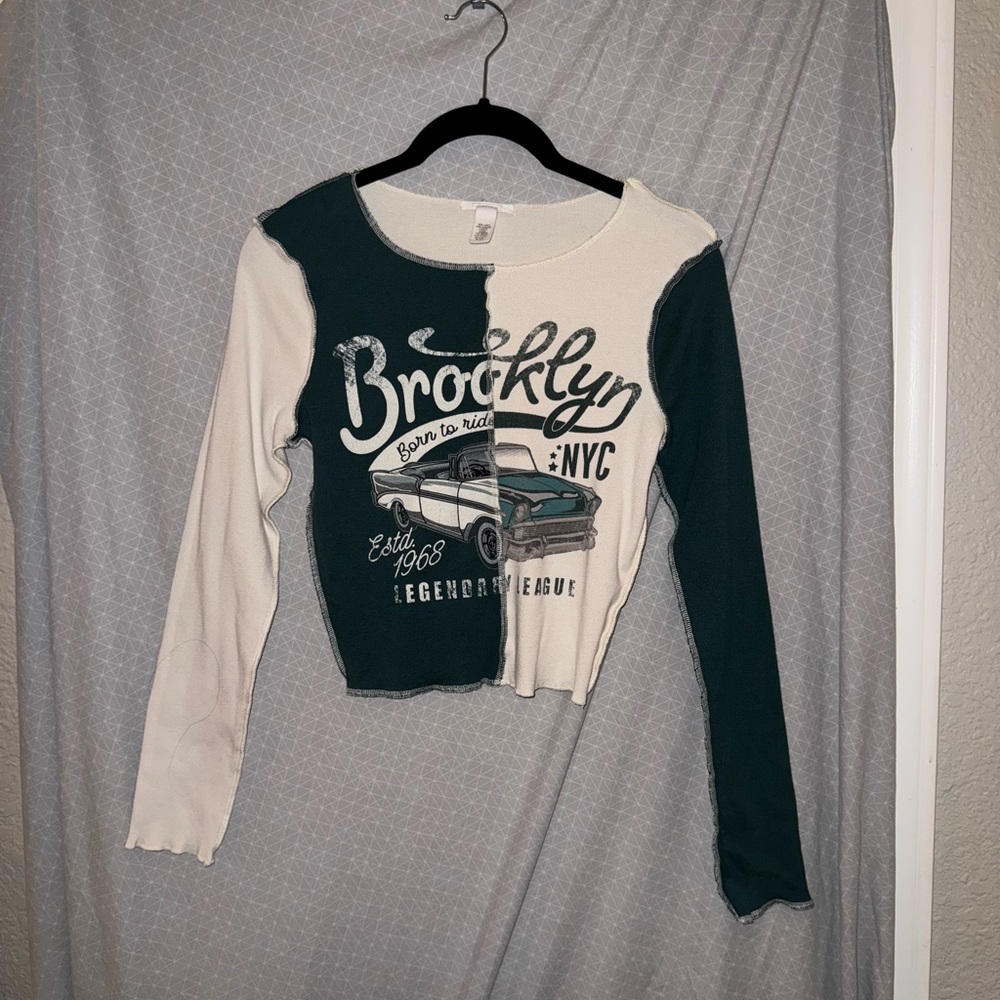 Full Tilt Green and White Brooklyn Graphic Long Sleeve Top from Tilly’s